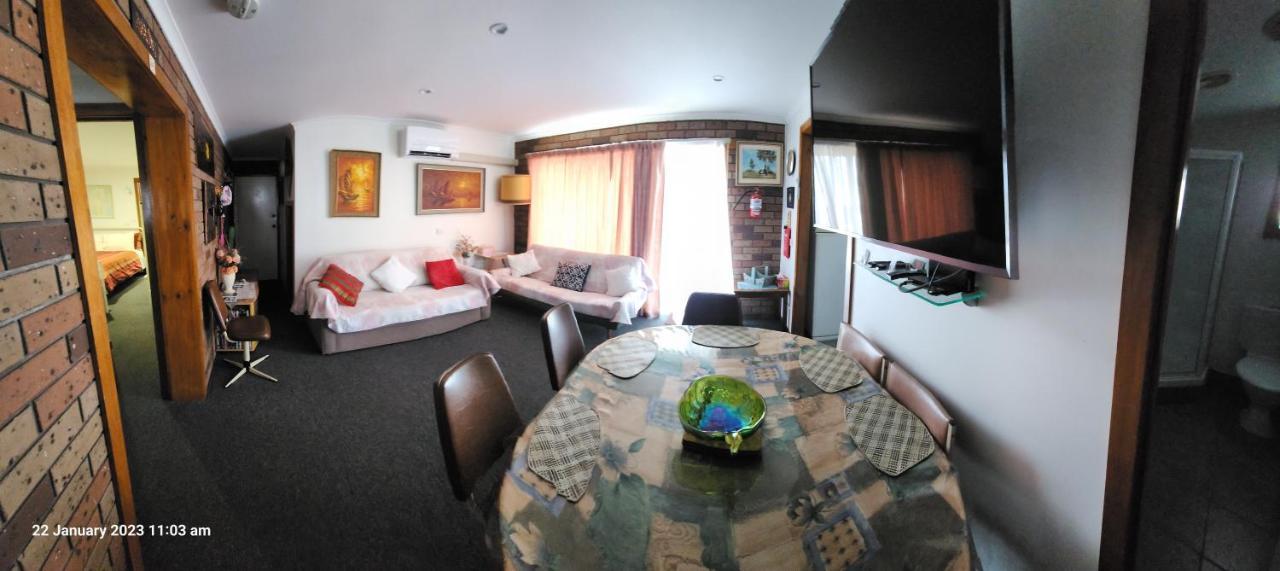 Traplins Accomodation Lakes Entrance Εξωτερικό φωτογραφία